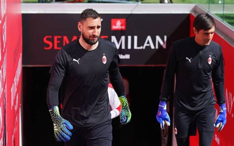 Corsera Milan Ready To Send Final Offer To Donnarumma The Management
