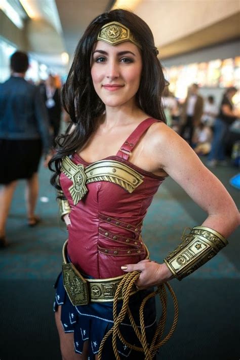 Comic Con 2013s Cute Cosplay Girls In Awesome Outfits