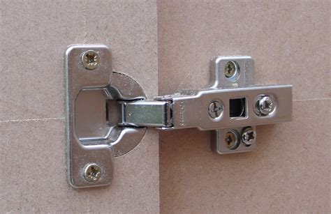 Cabinet doors, pantry, cupboards, pre assembled cabinets & more. Cabinet hardware | DIY Wardrobes Information Centre