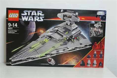 Dieses atemberaubende raumschiff ist das persönliche flaggschiff. LEGO 6211 Star Wars Imperial Star Destroyer von 2006 ...