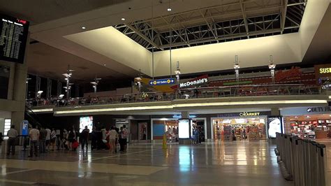 12 Midnight Los Angeles International Airport Lax California Usa