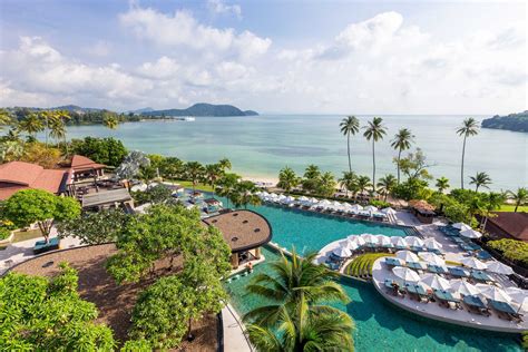 Well suited for couples and families to unwind, whether on the beach or at the beachcomber beach club, the centara grand beach resort phuket is set in an all nature envir. Pullman Phuket Panwa Beach Resort - Offizielle Webseite