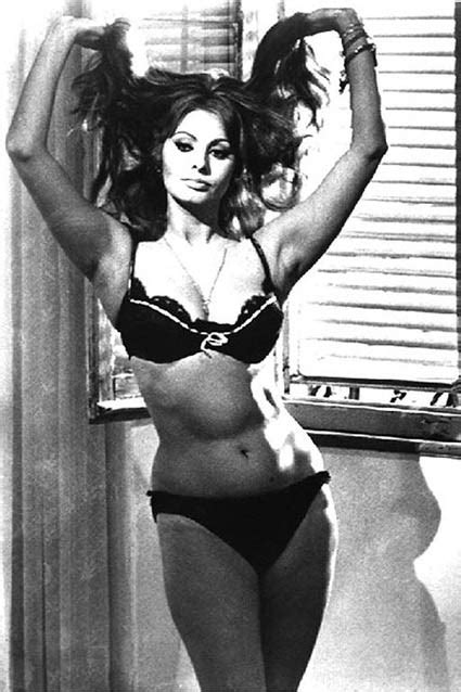 Sophia Loren Bikini