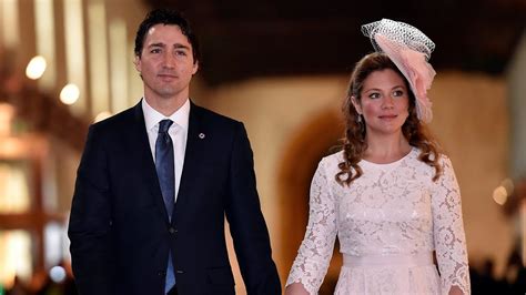 The world leader that makes other world leaders, like most recently queen elizabeth ii and prince charles. Justin Trudeau and Sophie Gregoire-Trudeau arrive at Malta ...