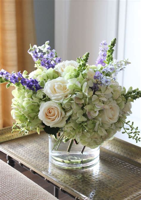 How to dry hydrangeas the easy way dried hydrangeas hydrangea arrangements hydrangea not blooming. Love and Good Fortune >> Flower Arrangement (with step-by ...