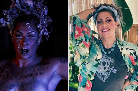 American Pickers Danielle Colby Goes Completely Topless In New Sexy Photo As Fans Go Wild Over