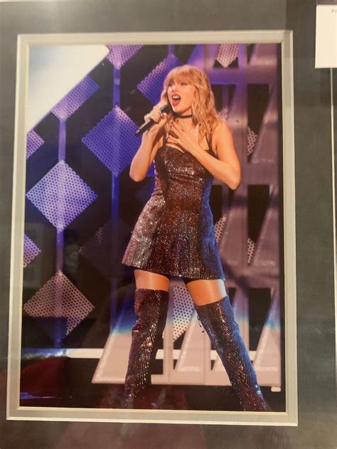 Taylor Swift Autograph Signed Singer Cd Cherry Framed 2 8x10 Etsy