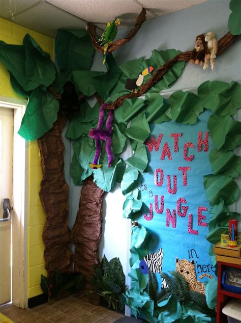 Now, jungle theme rooms can end up being quite childish (picture palm tree murals with monkeys so i set out to design a jungle theme kids room which would work great even when doll grew out of. 24 best images about Safari / Wild Animal / Jungle Theme ...
