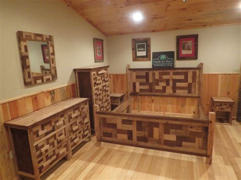 Then you must get one of these stunning bedrooms furniture from unique furniture. Buy a Hand Crafted Unique Square Tiled Wormy Chestnut King ...