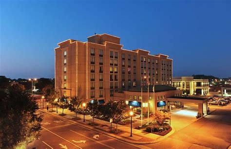 Hilton Garden Inn Virginia Beach Town Center Updated 2019 Prices Hotel Reviews And Photos