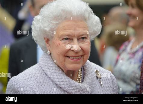 Queen Elizabeth Ii Stock Photo Alamy