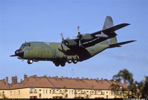 Lockheed C 130a Hercules L 182 Usa Air Force Aviation Photo