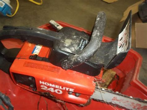 Homelite 240 16 Chain Saw With Case Advanced Sales Estate