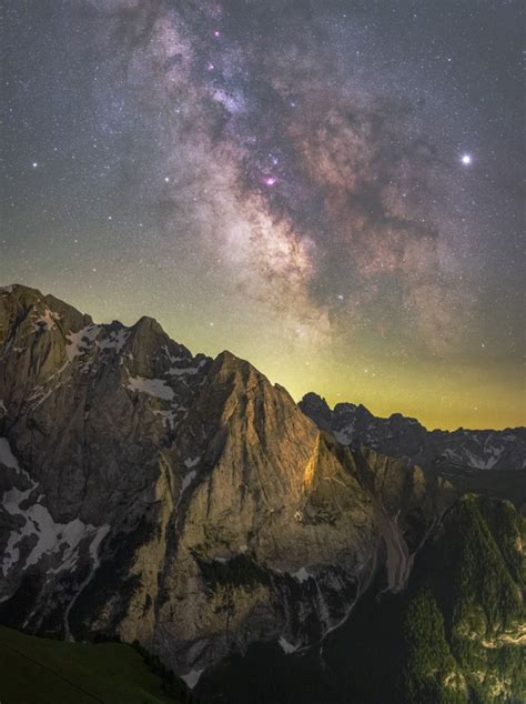 Milchstraße In Den Dolomiten Nacht Lichter