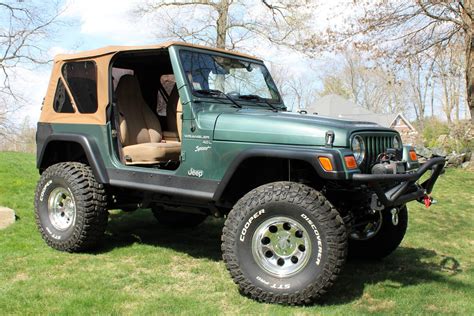 49k mile 2000 jeep wrangler 5 speed for sale on bat auctions sold for 23 000 on june 5 2021