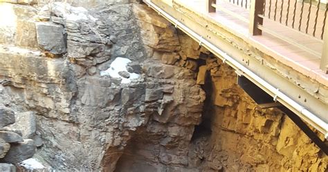 Fantastic Feathers Cave Of The Winds And Cliff Dwellings Colorado