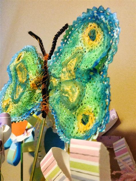 Krysties Creative Korner How To Make A Butterfly Using Doilies