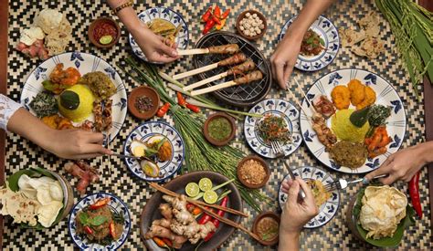 indonesian food 11 traditional dishes you should eat universe library