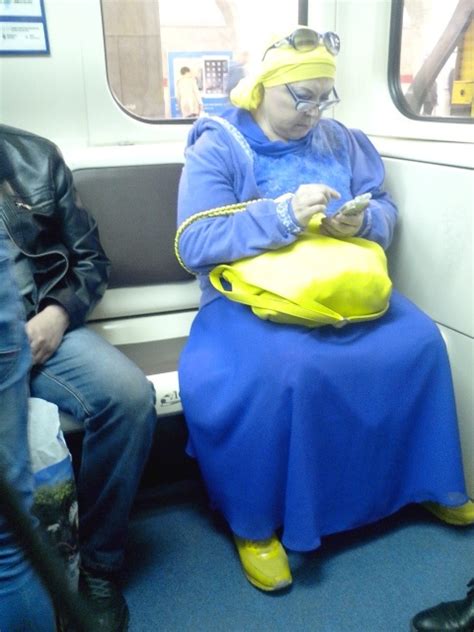 Strange People In Russian Subway 36 Pcis