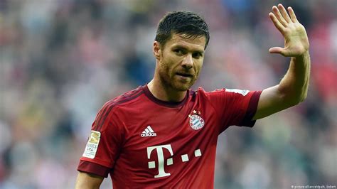 Xabi Alonso To Retire At The Seasons End Dw 03092017