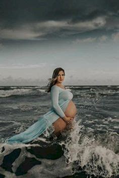 Pin De Stephanie En Embarazo En Fotos De Maternidad En La Playa Playa Para Embarazadas