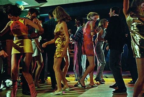 Discotheque London 1966 Swinging Sixties Swinging London Retro Girls
