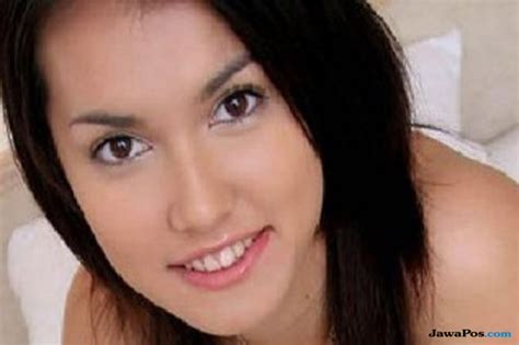 Edisi Terakhir Fhm Indonesia Tampilkan Model Hot Maria Ozawa Jawapos