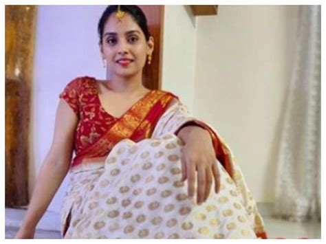 Photo Pallavi Patil Stuns In Her Traditional Avatar See Pic Marathi