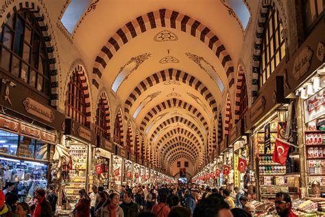 Como Visitar El Bazar De Las Especias En Estambul Bazar Egipcio 101