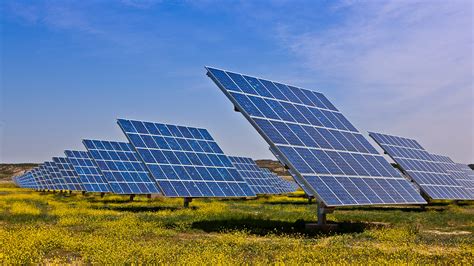 Stående plattor ger effektivare solceller | | forskning.se