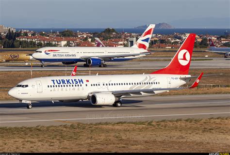 Turkish Airlines B737 Airplane Model