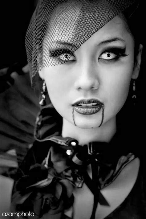Pin By Diana Salinas Sandoval On Vampires Vampire Goth Vampire Love