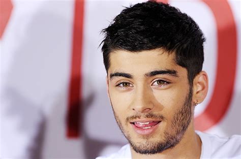 Zayn left to pursue a solo music career. One Direction's Zayn Malik Tweets Support for Palestine ...