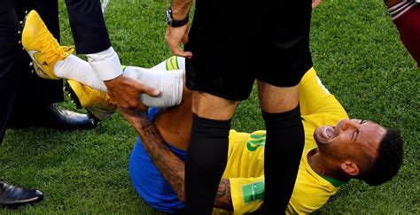 Leonardo desvela el estado de Neymar y si avanza su adiós