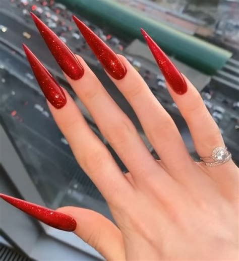Маникюр Андрей Петров красные ногти Stilleto Nails Designs Red
