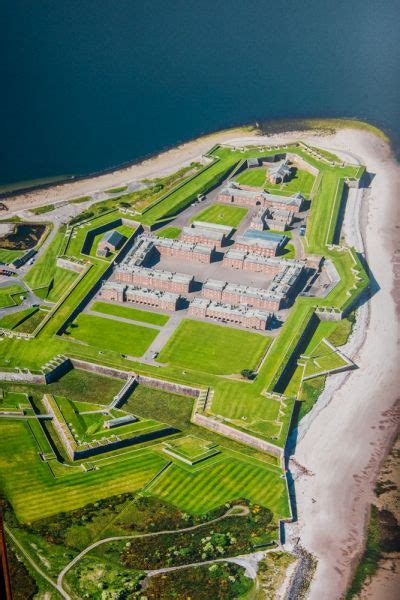 Fort George Inverness Army Barracks History And Photos