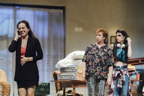 El Teatre Arniches Acoge La Comedia Família Normal Alicanteplaza