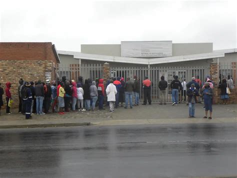 Anxiety As Zimbabweans Sa Permits Expire In December