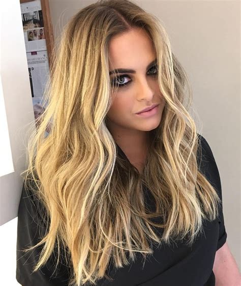 Long Blonde Balayage Beach Waves For This Look Start By Blowing Out