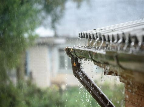 Systems range from rain barrels to elaborate structures with pumps, tanks, and purification systems. How to install rainwater harvesting system in your house ...