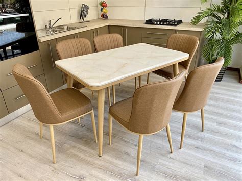 Tables de cuisine en marbre avec 6 chaises – MeublesPlus