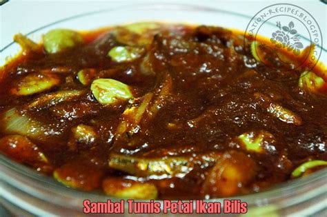 Sila rujuk bahagian tips untuk cara mendapatkan sambal tumis yang masak sempurna dan sedap. HomeKreation - Kitchen Corner: Sambal Tumis Petai Ikan Bilis