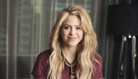 Shakira Kimdir V Cut L Leri Boyu Kilosu G Z Rengi