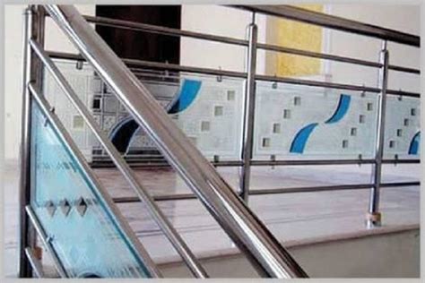 Stairs Stainless Steel Designer Glass Railing Material Grade Ss304