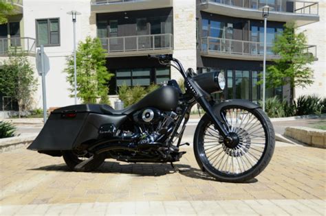 Looking for a good deal on custom road king? 2007 Harley Davidson Bagger Road King 106 Custom with ...