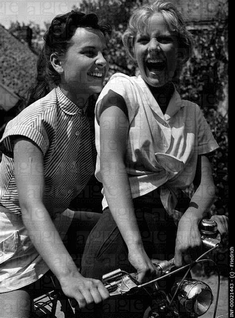 Angelika Meissner And Heidi Brühlfilm Hochzeit Auf Immenhof Deu 1956
