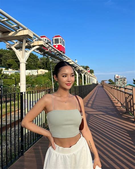 Chailee Son Image