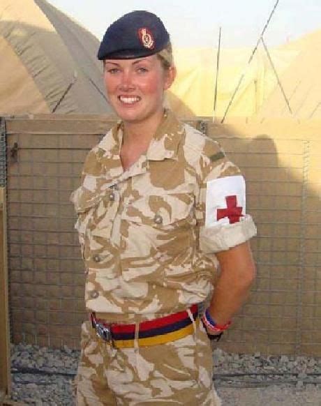 Hero Female Army Medic Rescues Seven Comrades Despite Shrapnel Lodged