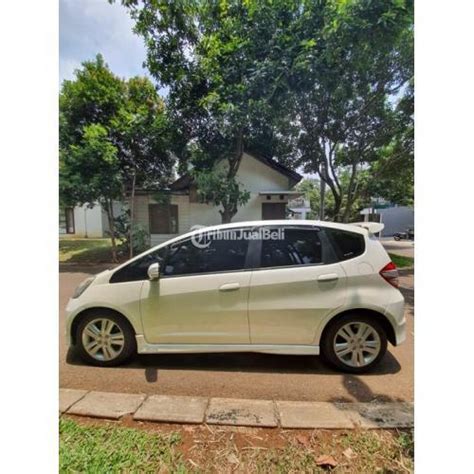 Dari ulasan diatas, kelemahan band. Mobil Bekas Honda Jazz S Matic 2011 Surat Lengkap Terawat ...