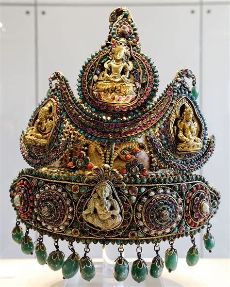 Crown Headgear Wikipedia The Free Encyclopedia Royal Jewels